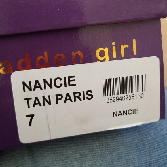 🆕️Madden Girl Flats - Picture 5 of 8